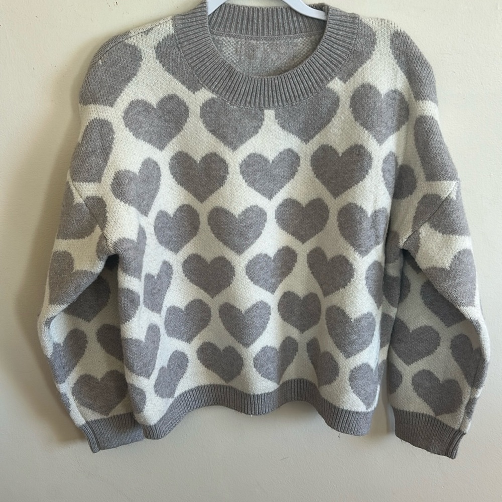grey & white heart knit holiday sweater Valentine’s Day